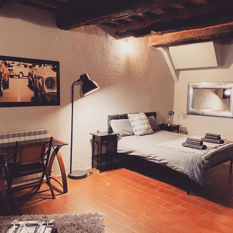 Mirabella - Monte Petriolo Apartment Luaran gambar